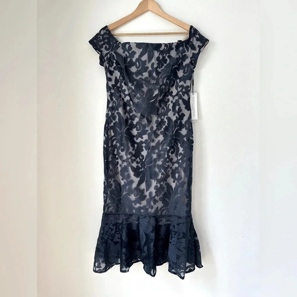 Calvin Klein Off-The-Shoulder Lace Trumpet Evening Midi Dress - Picture 4 of 10